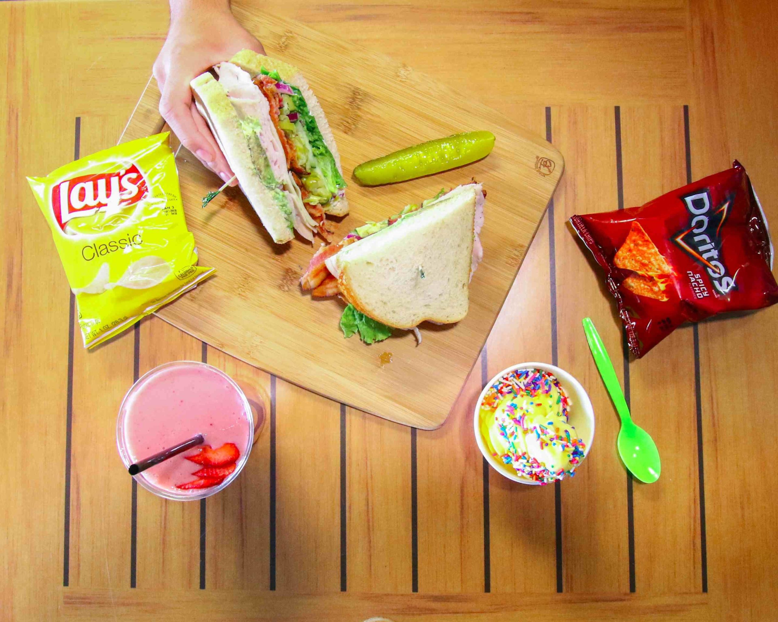 Linda's Yogurt and Deli