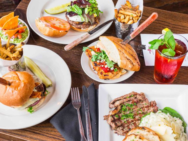 Reiver's Bar and Grill