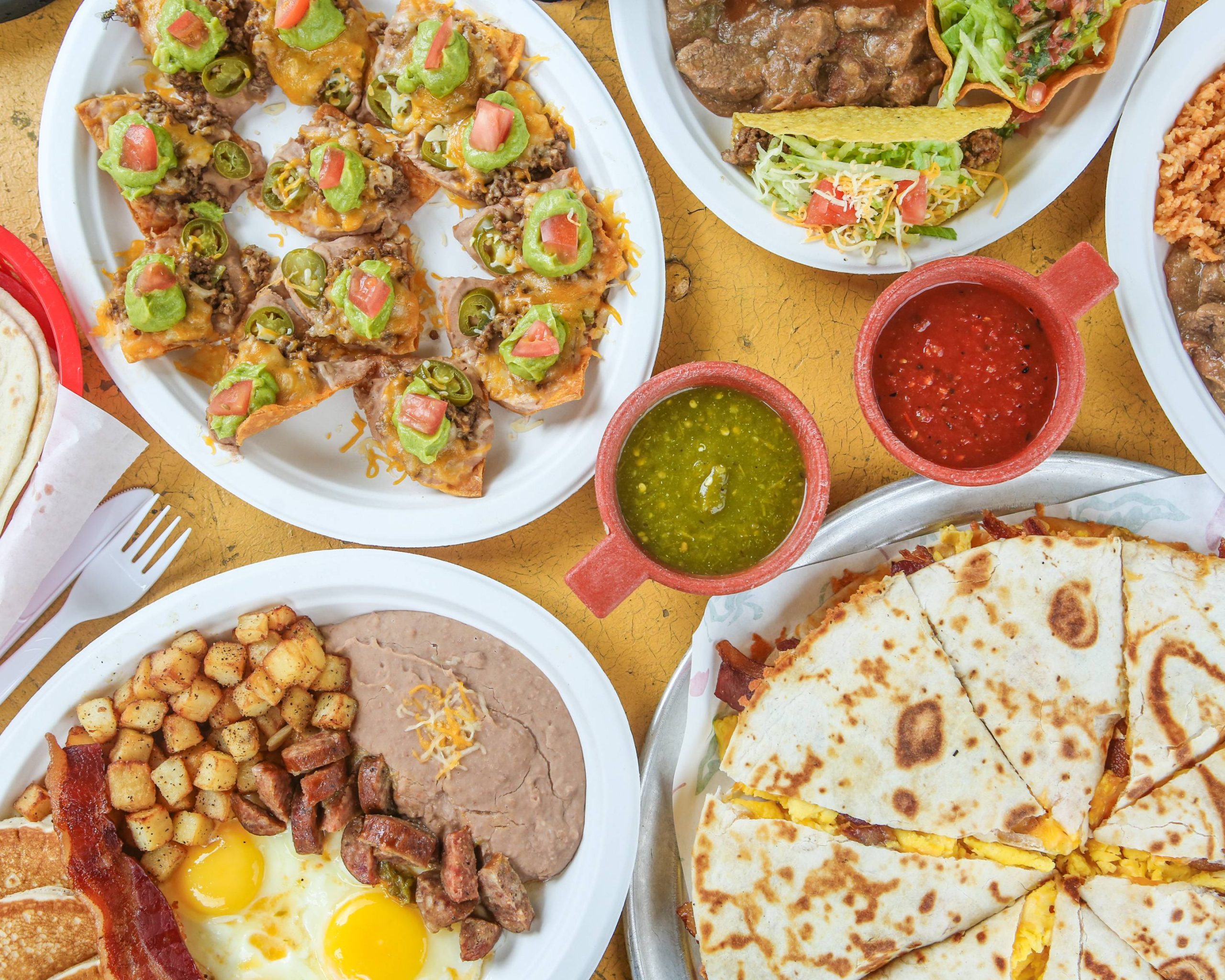 Deedee's Tacos & More