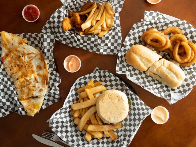 Leatherheads sports grill