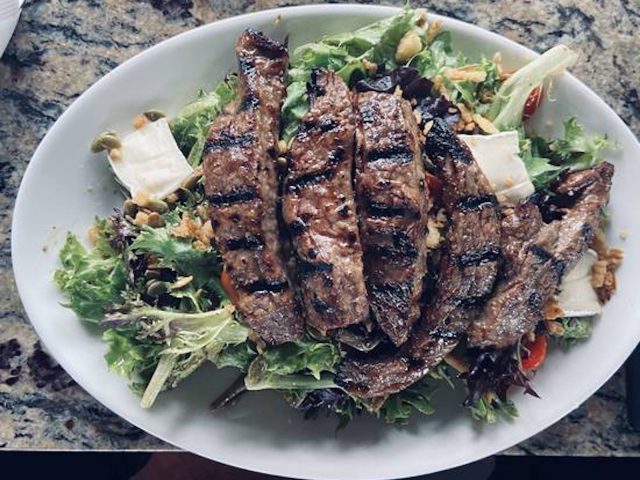 3N1 Sports Bar & Grill