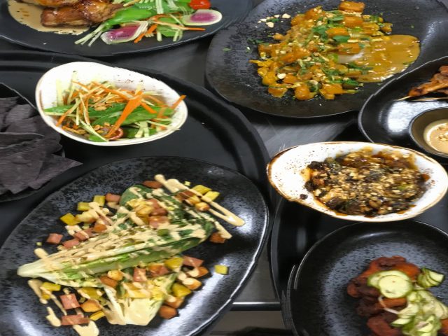 Max's South Seas Hideaway