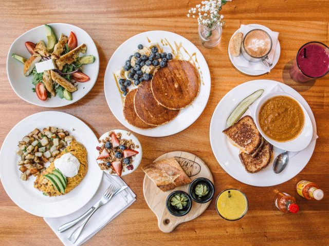 Meli Cafe-River North