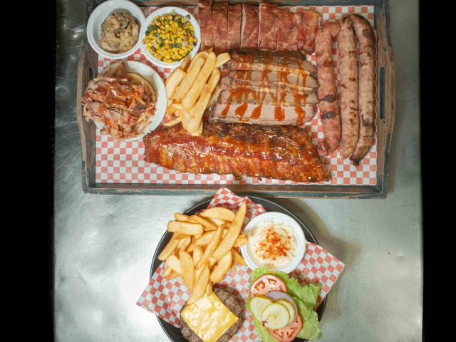 Crystal Lake Rib House