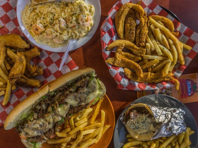 Niko's Gyros & Wings II