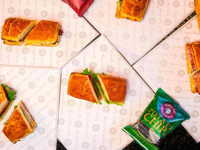 Earl of Sandwich (3500 Peachtree Road NE)