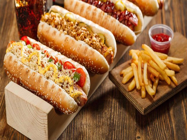 SMH HOT DOGS AND SAUSAGES