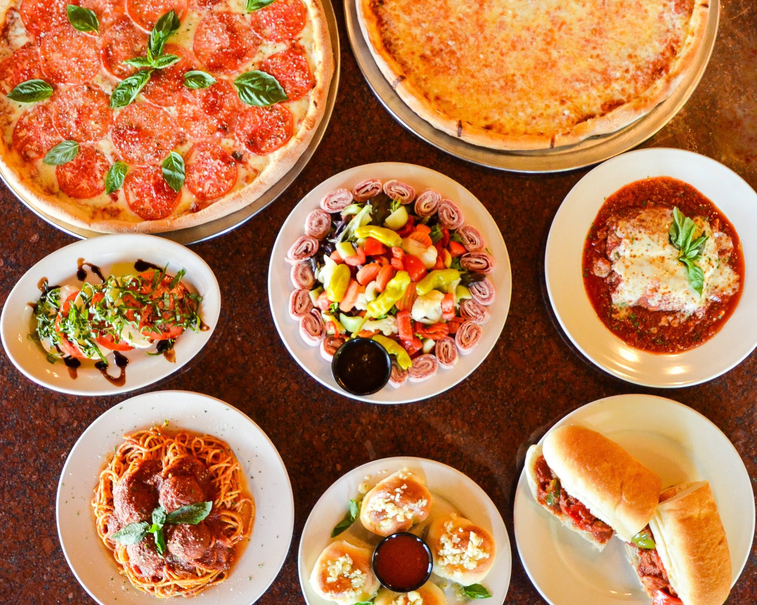 Santo's Wood Fired Pizza Restaurant