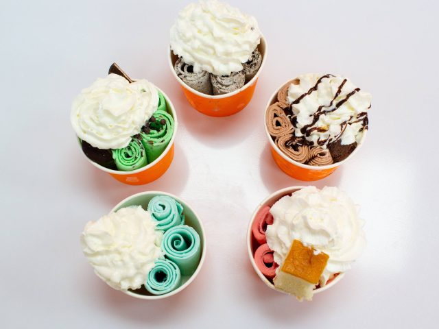 ice rolls ice cream