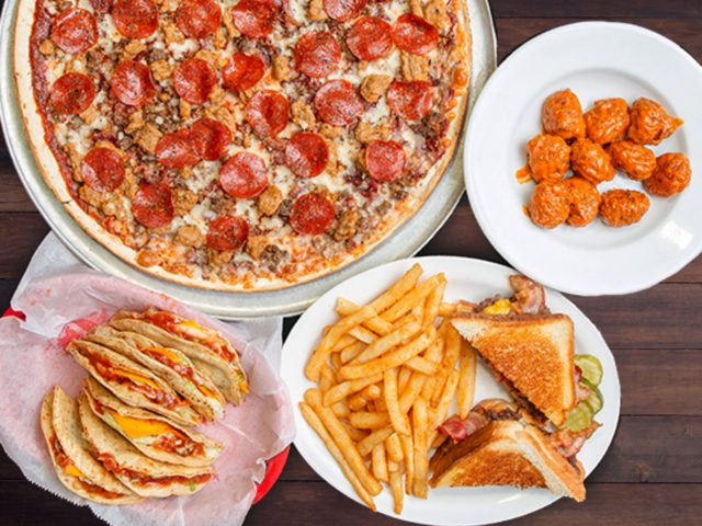 Hotshots Sports Bar & Grill