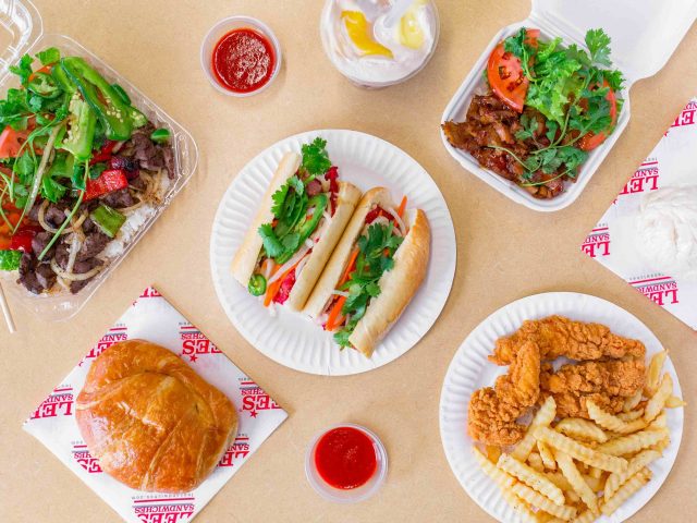 Lee's Sandwiches (S Rainbow Rd)