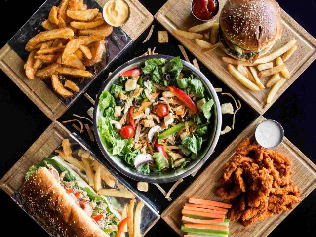 Wayback Burgers (99 Rockingham Park Blvd)