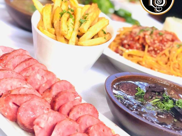 Oliveira's Express (Brighton)