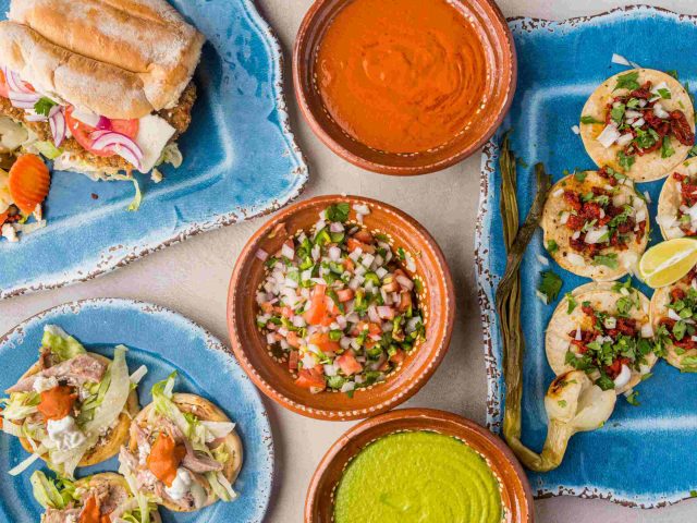 La Taquiza (Tacos & Tortas)