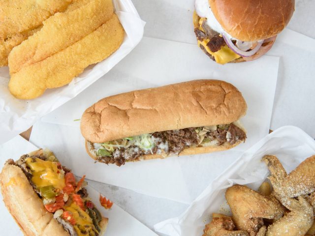 Captain Hooks Fish, Chicken & Grill (Chicago Style)