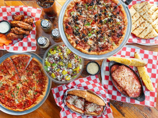 Walter's 303 pizzeria & publik house (Uptown)