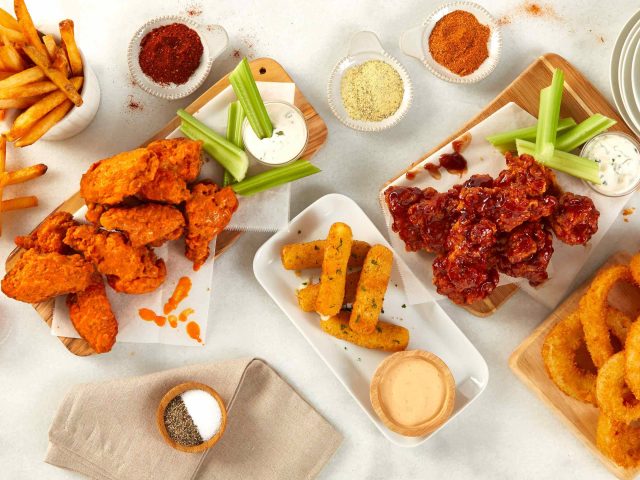 Wings & Things (BAL08-1)