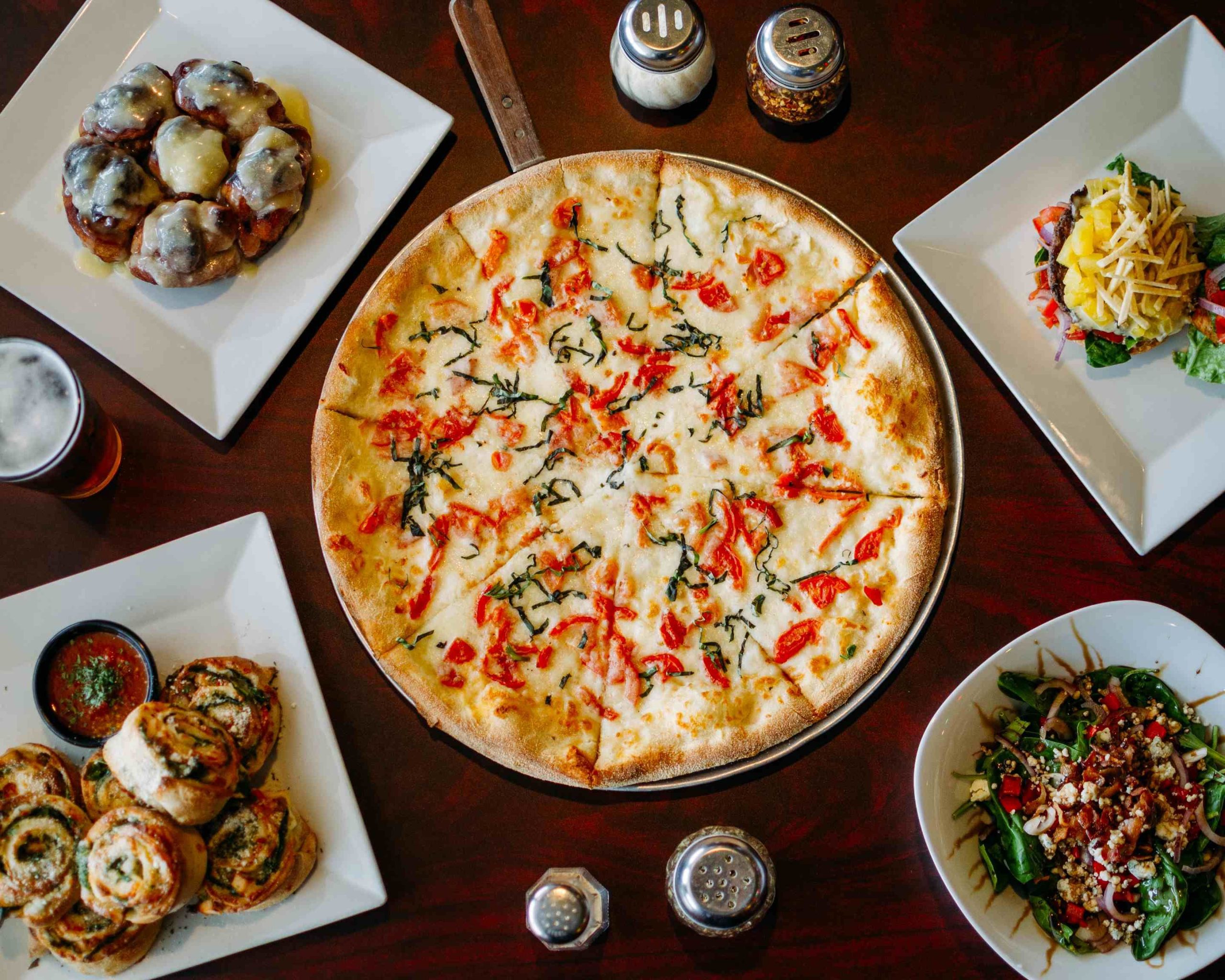 Digino's Pizza Bar & Grill