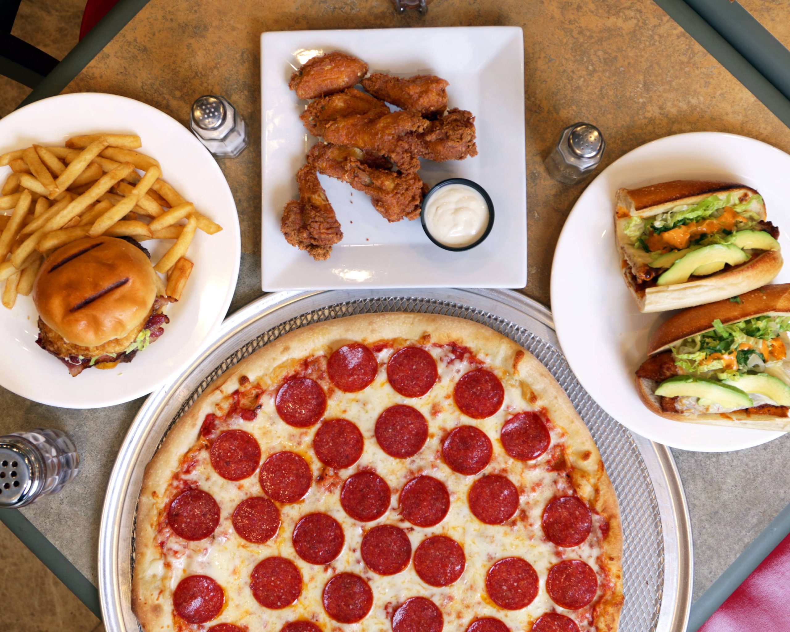 Old Lorenzo's Pizzeria