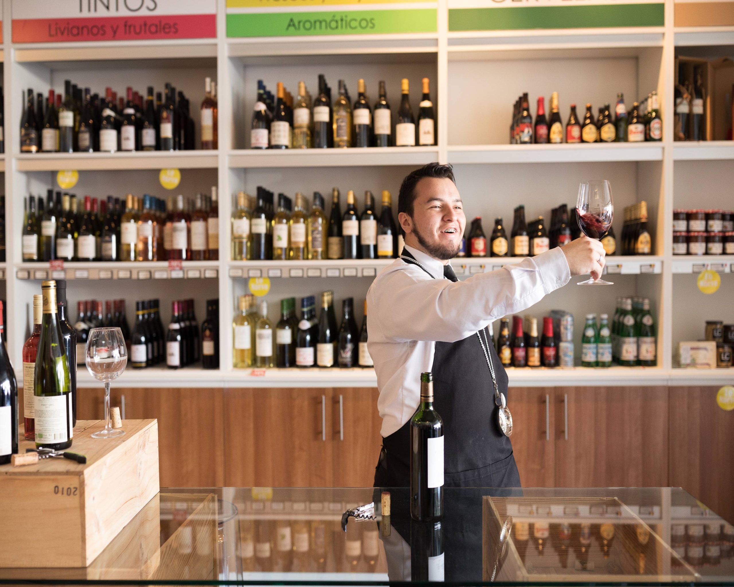 FOUR BROTHERS FOOD & LIQUOR INC