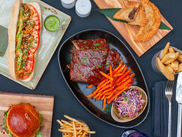 Blue Matisse and Nau Lounge