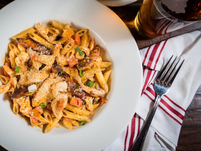 Ozzie's Good Eats (Fairfax)