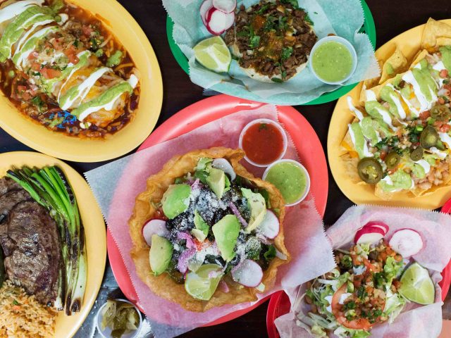 Los Compadres Mexican Restaurant