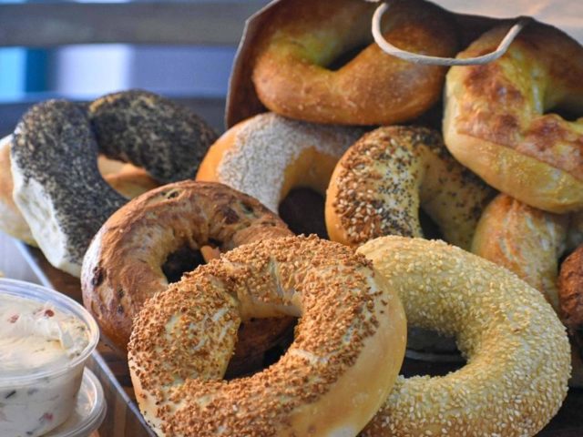 Bagel Nosh