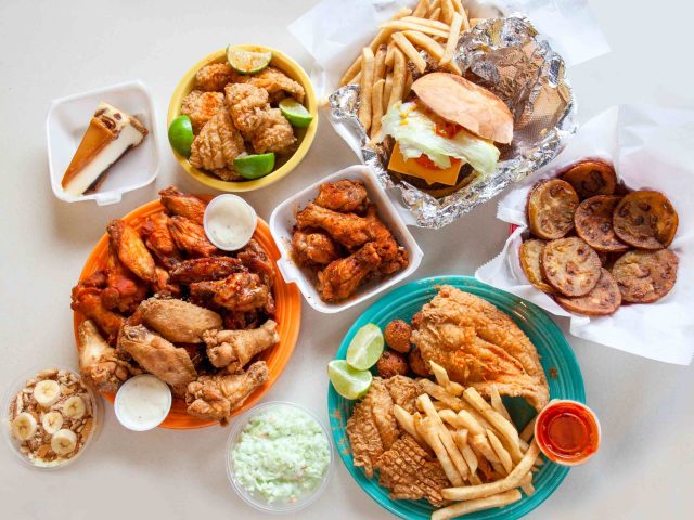 Buffalo Bills Wings & Things (Lowry)