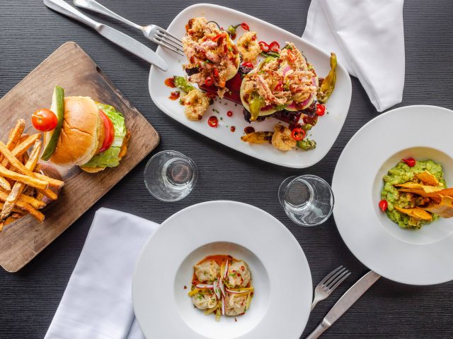 VENTANAS Restaurant & Lounge