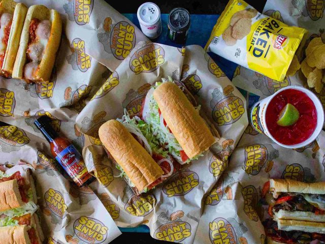 Larry's Giant Subs (474272 SR 200)