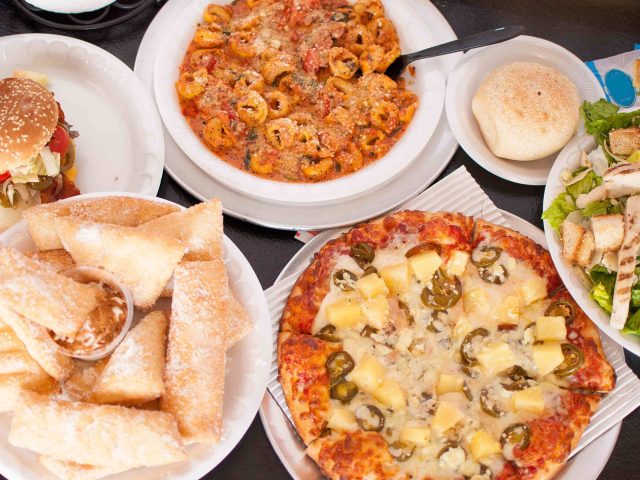 Mama Mia Pizzeria - E Olive