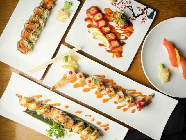 Hot Woks Cool Sushi (Michigan)