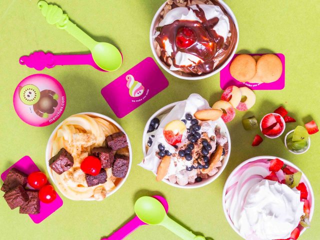 Menchie's Frozen Yogurt (909 E Whitestone Blvd)