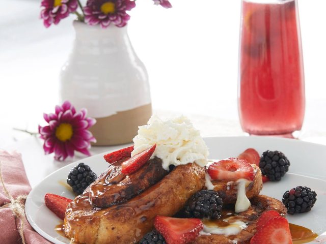 Another Broken Egg (920 International Parkway)