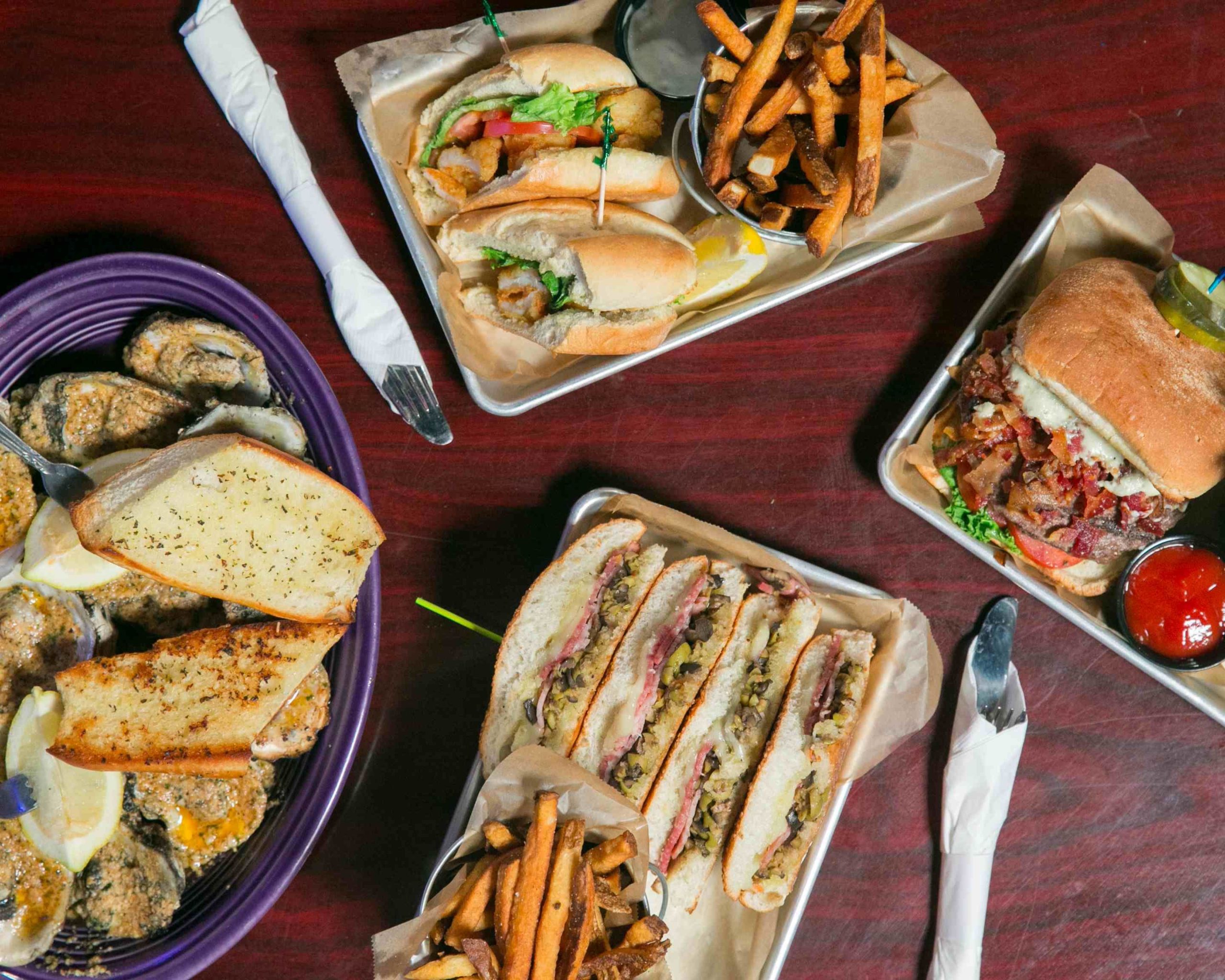 The Quarter Bar & Grill - Addison