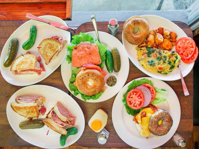 Pomperdale - A New York Deli