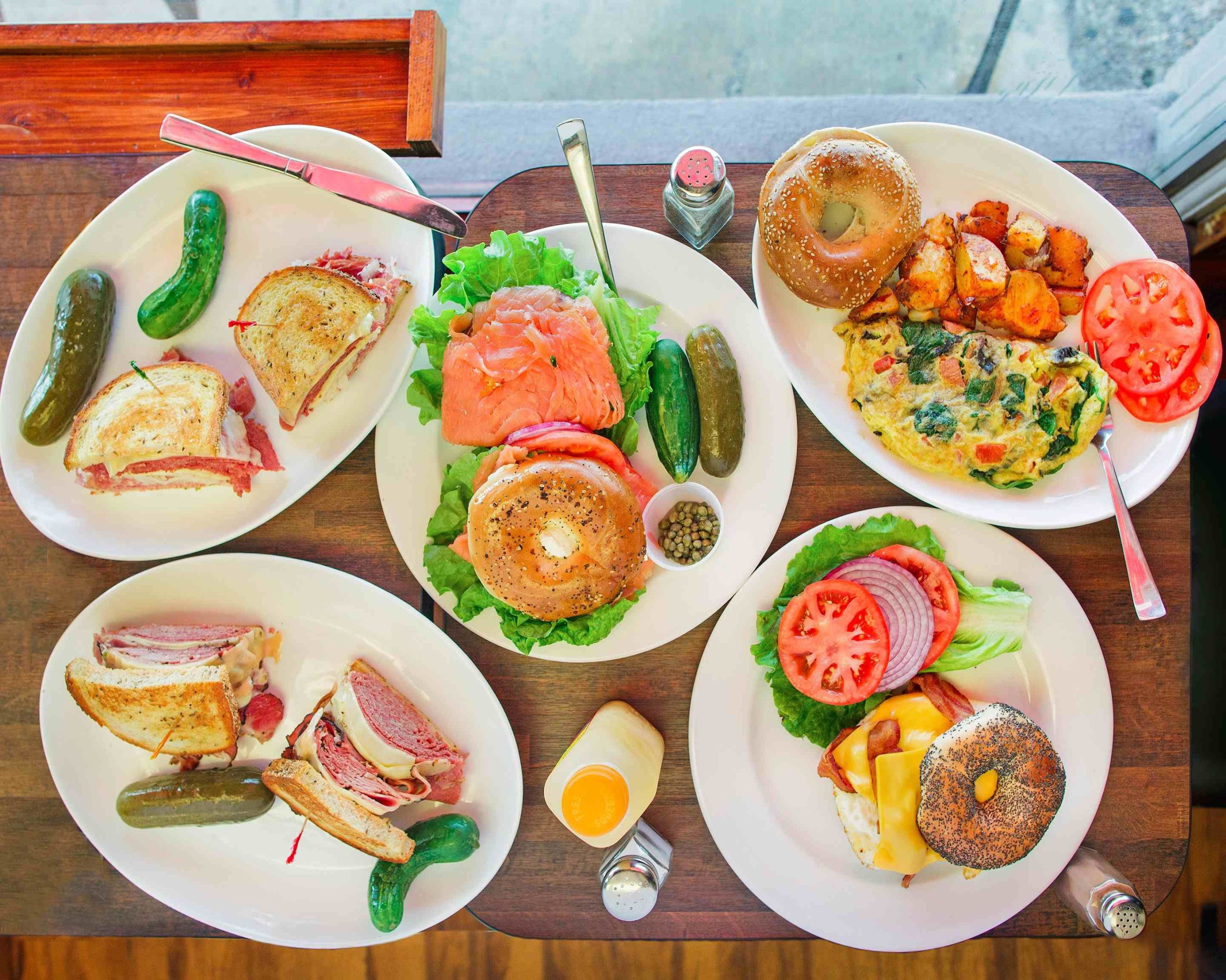 Pomperdale - A New York Deli