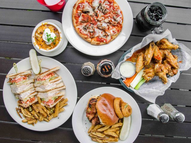 Dino's Bar And Grill