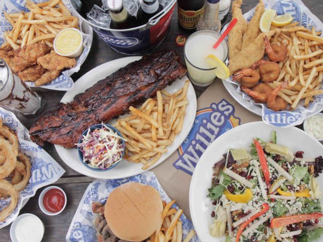Willie's Grill & Icehouse - Willowbrook