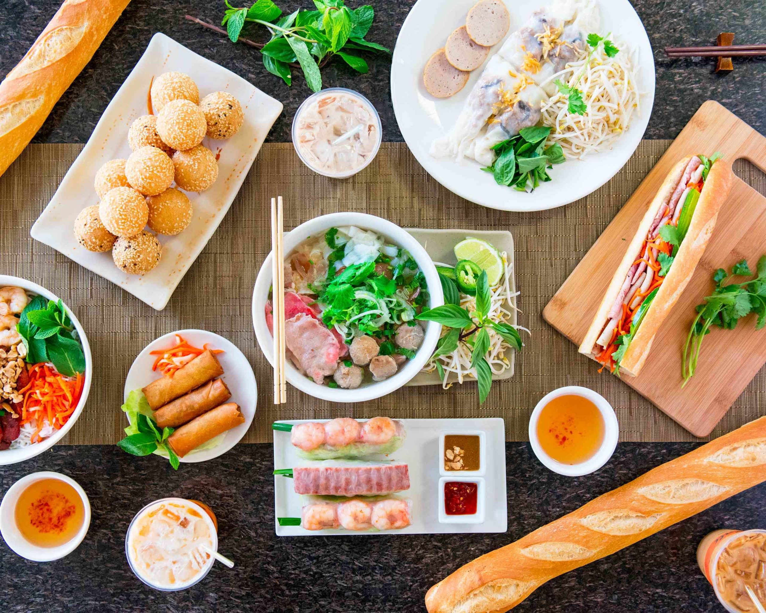 Banh Mi & Che Cali - Alhambra