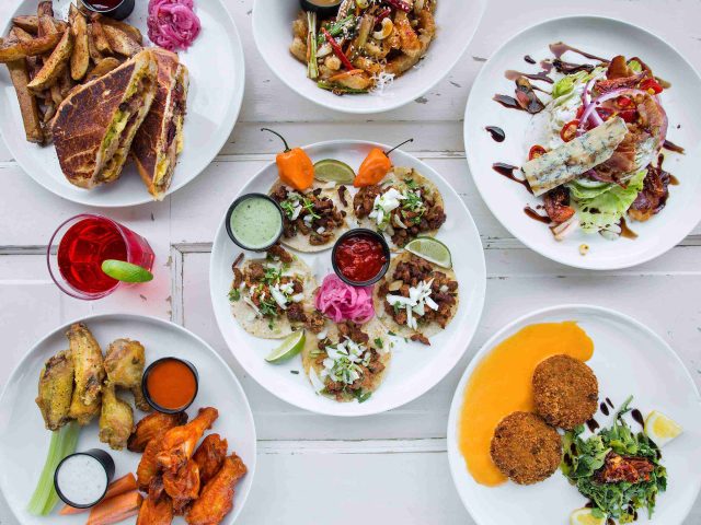 Escada Restaurant & Bar