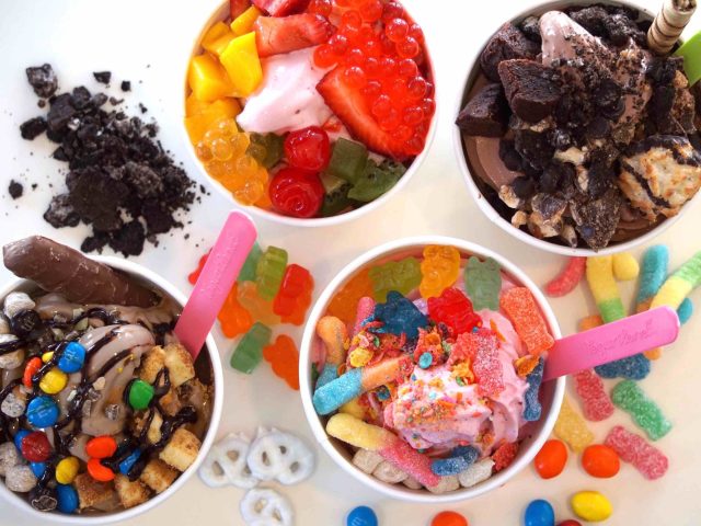 Yogurtland (7947 Wadsworth Blvd)