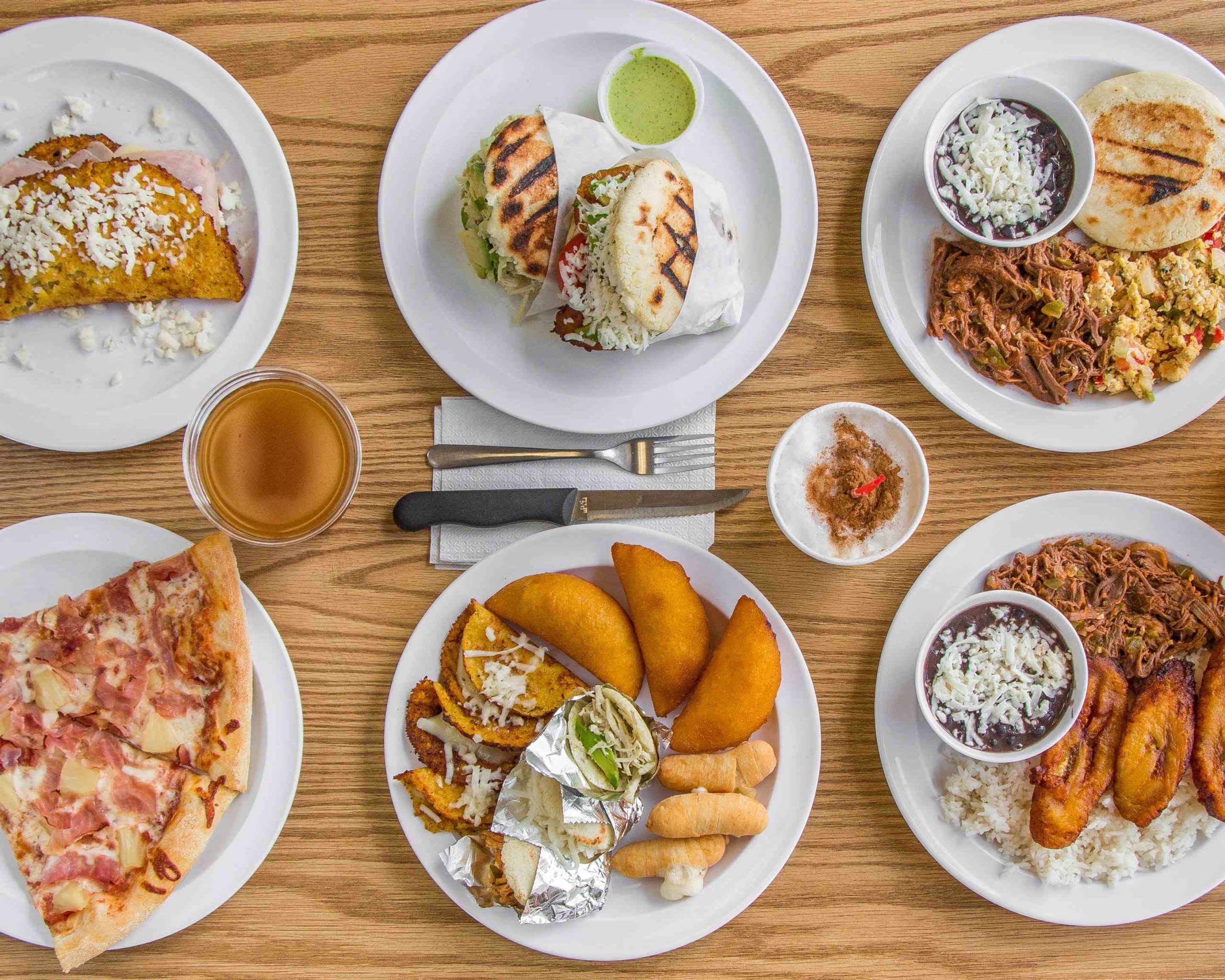 Pizza Market & Arepas