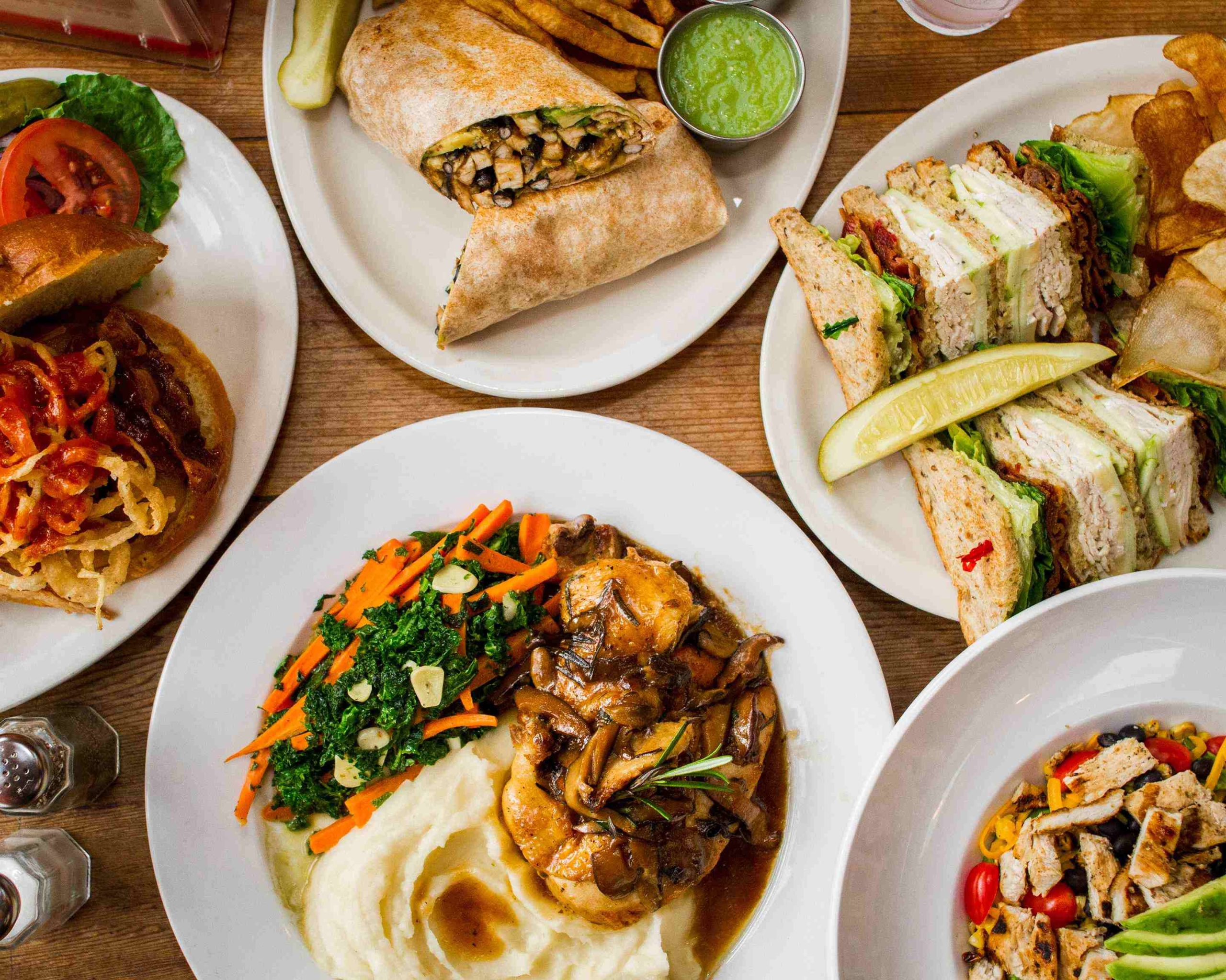 Lea Janes Hot Chicken