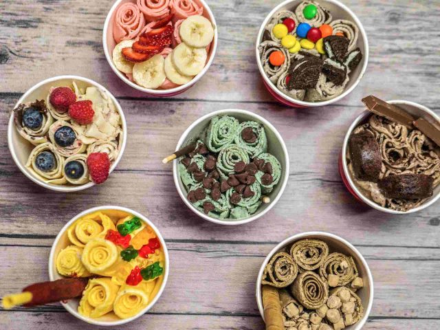 Freezing Cow Rolling Ice Cream