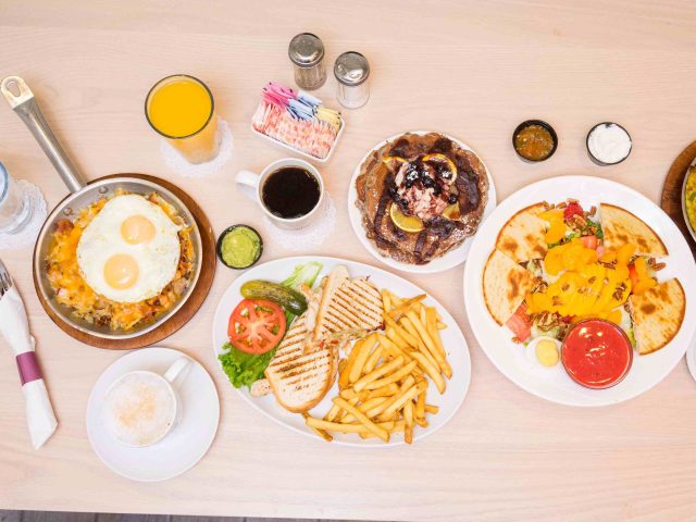 Eggs Incorporated (Chicago)