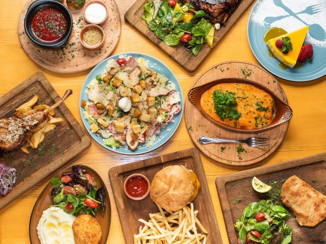 Traktir The 12 Chairs