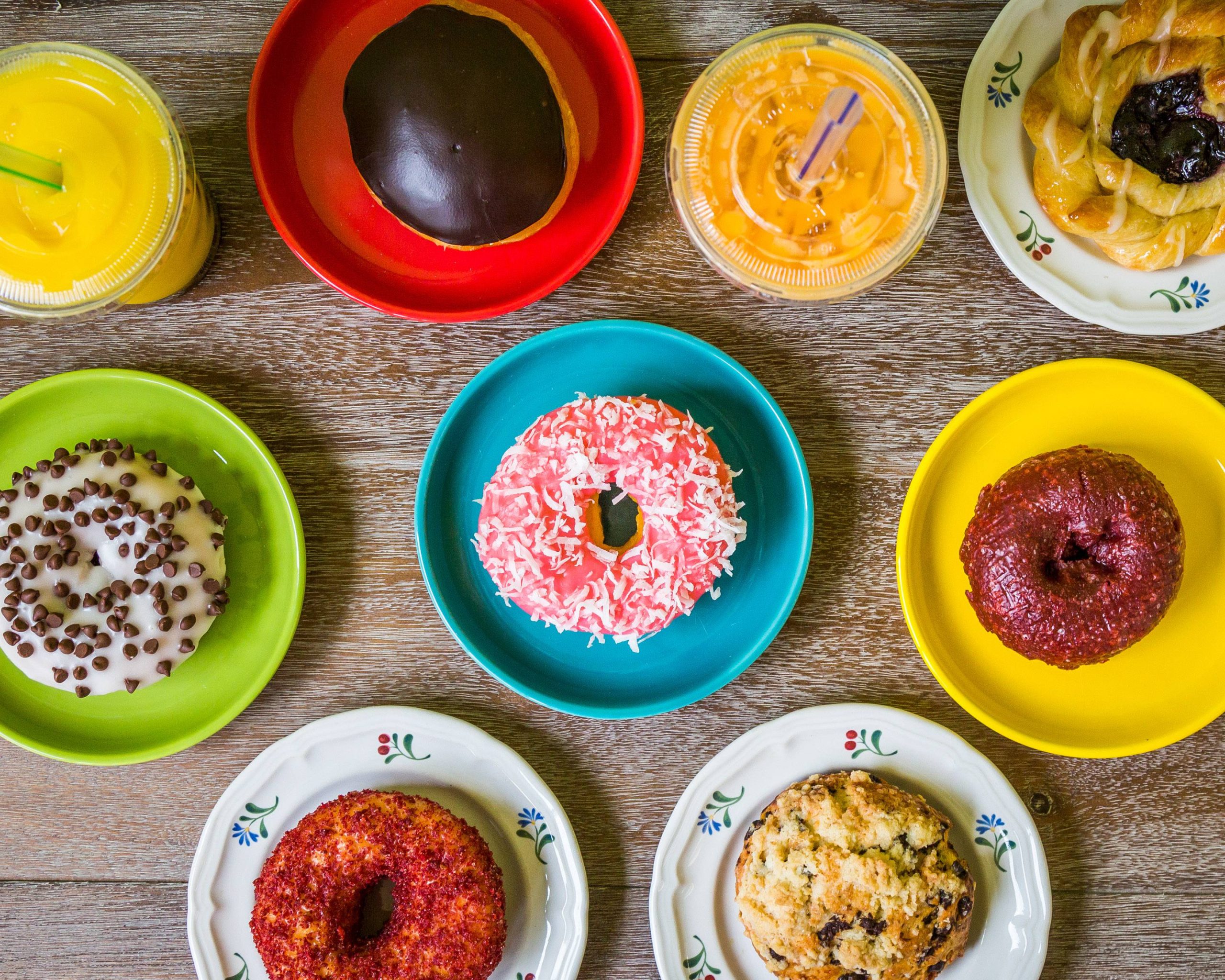 Somethin' Sweet Donuts