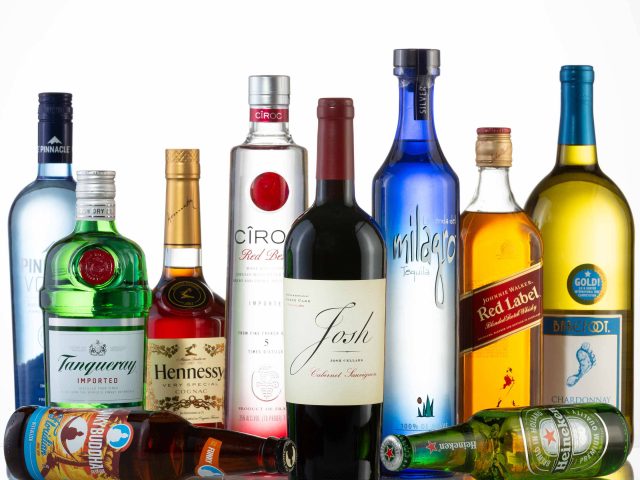 K & W LIQUORS INCORPORATED